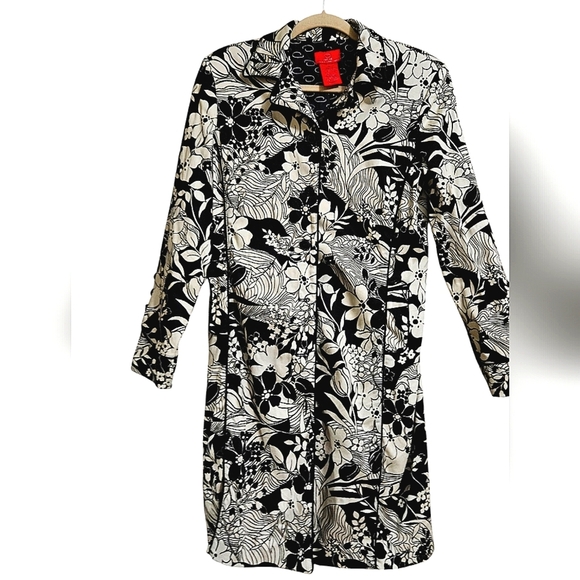 OSCAR By Osacr de la Renta vintage black and white floral trench coat. Size 8 - Picture 1 of 10